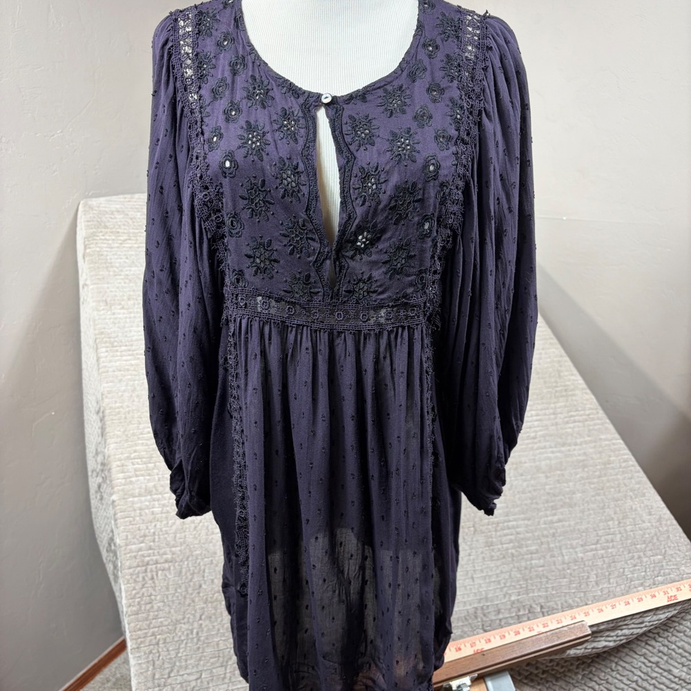 Free People Embroidered Swiss Dot Lace Tunic Top Purple Balloon Sleeve Medium
